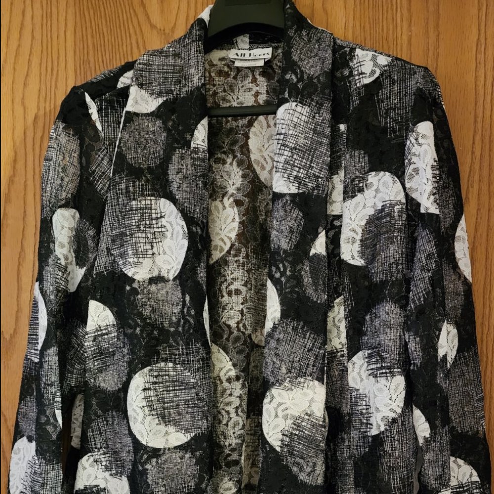 Womens Lacy Modern Jacket